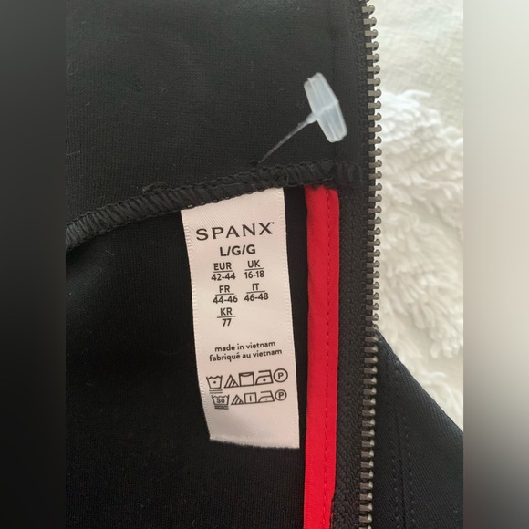 SPANX Little Black Dress: Crewneck A-Line Back Zip Knee Length Stretchy L - Picture 5 of 11